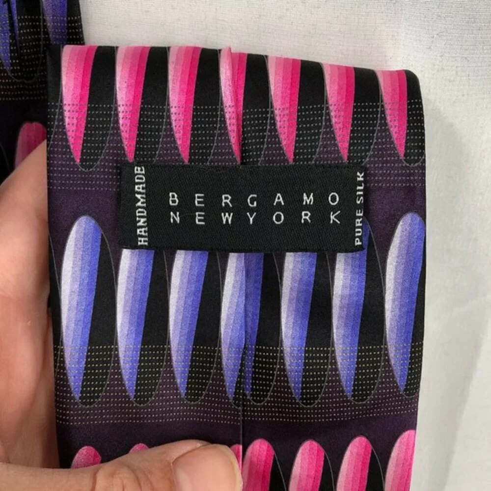 BERGAMO NEW YORK Handmade 100% Silk Tie necktie retro abstract Black pink purple